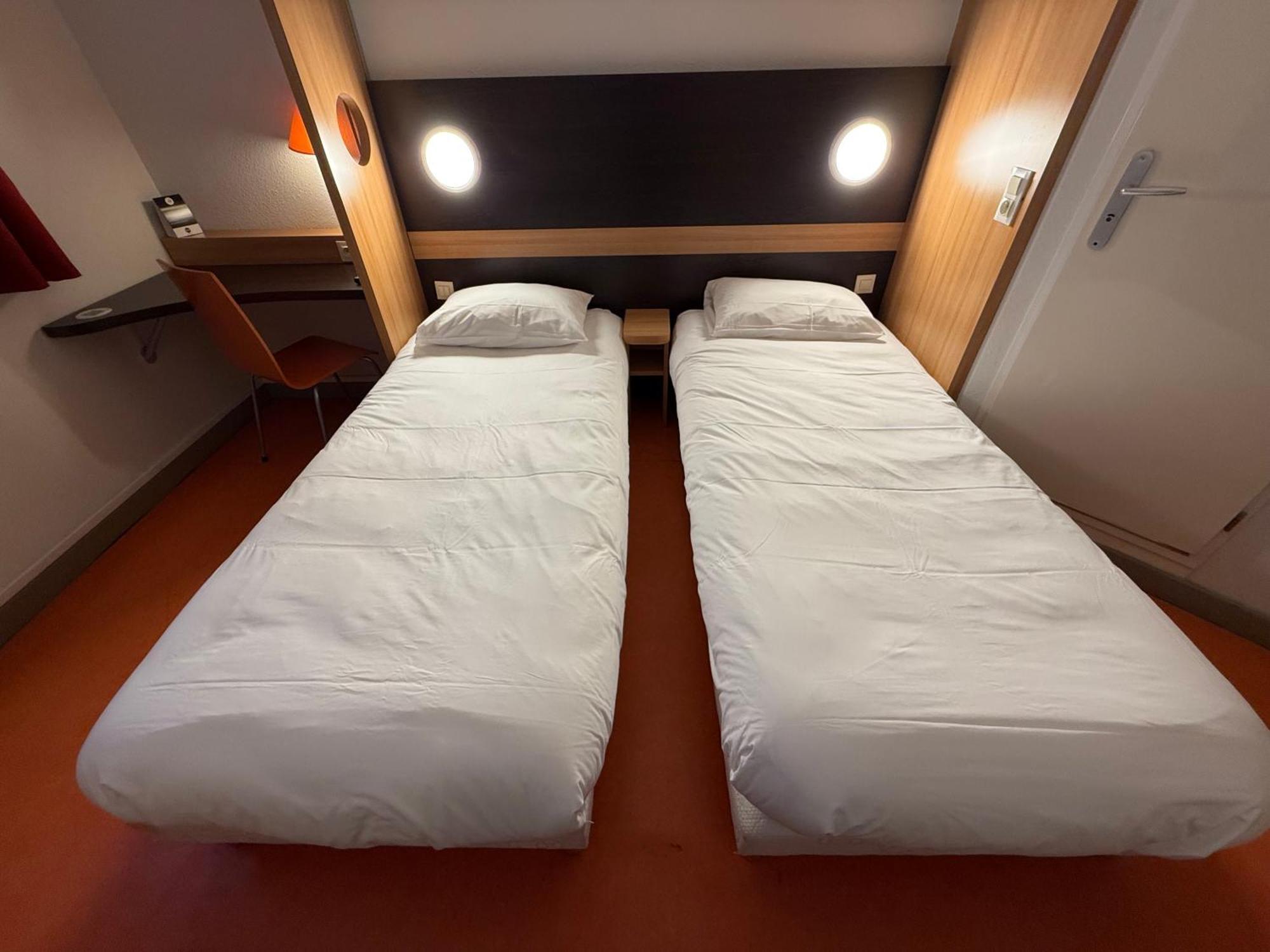 B&B Hotel Lisieux Parc Des Expositions Екстер'єр фото